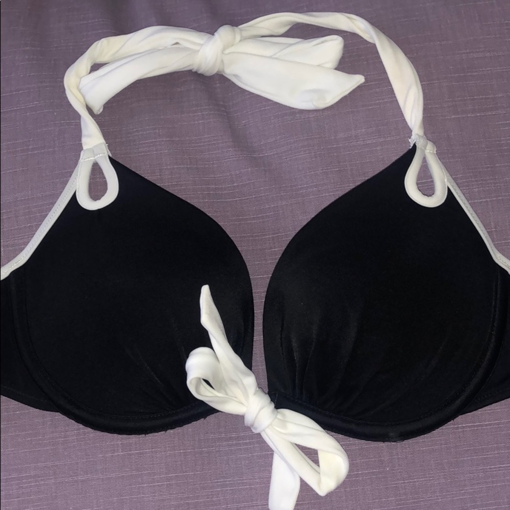 Black Bikini With White Trim - Picture 2 of 6